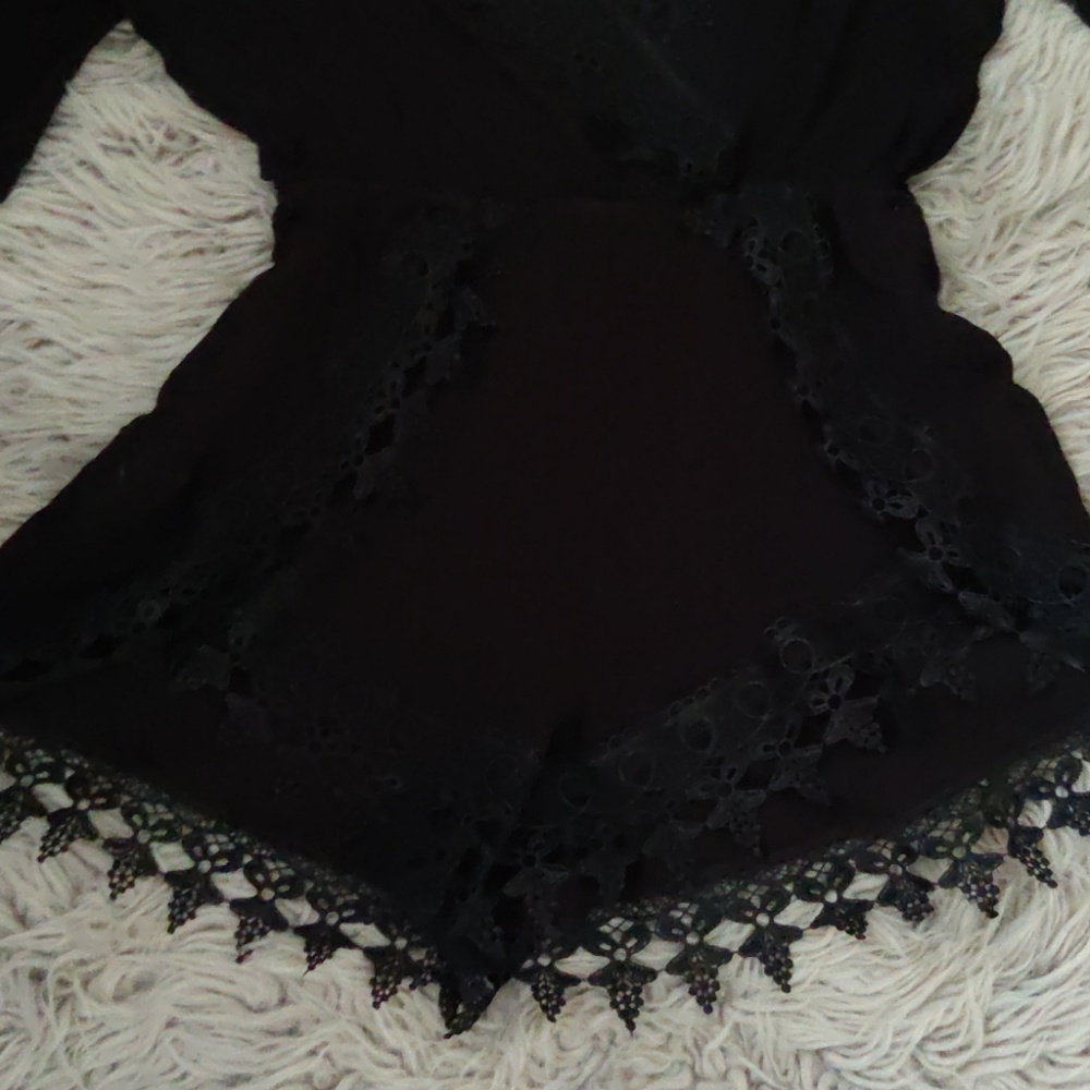 Beautiful Romper - Picture 4 of 4